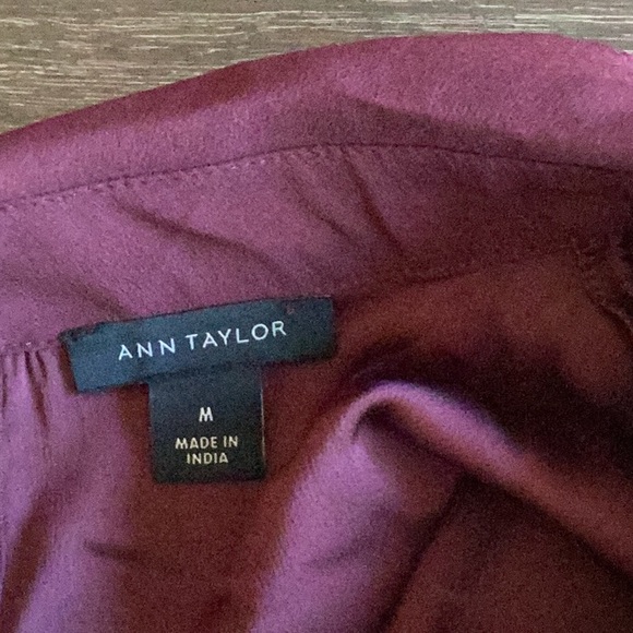 Ann Taylor Wine Color Blouse Size M - Picture 3 of 3